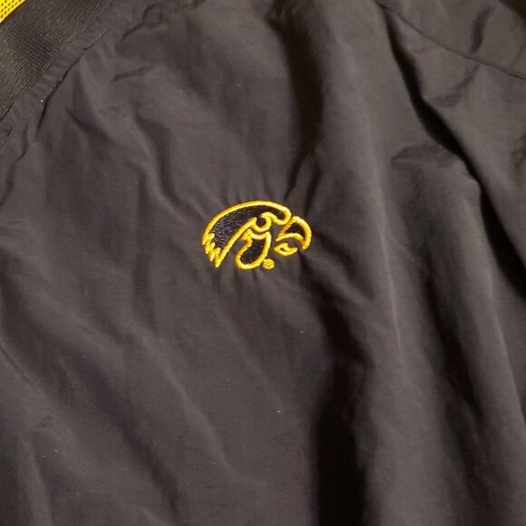 Men's Tonix Iowa Hawkeyes Black and Yellow Pullover Jacket 2xl - Picture 2 of 8